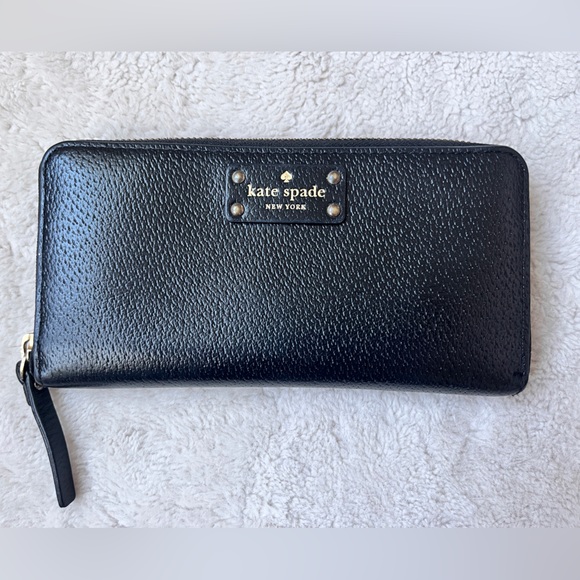 Handbags - Kate Spade Black Leather Zip-Around Wallet